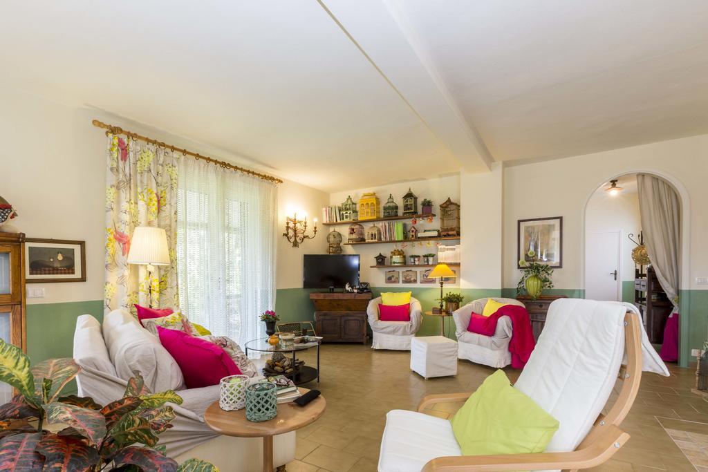 Villa Monserrato - Goelba Porto Azzurro Eksteriør bilde