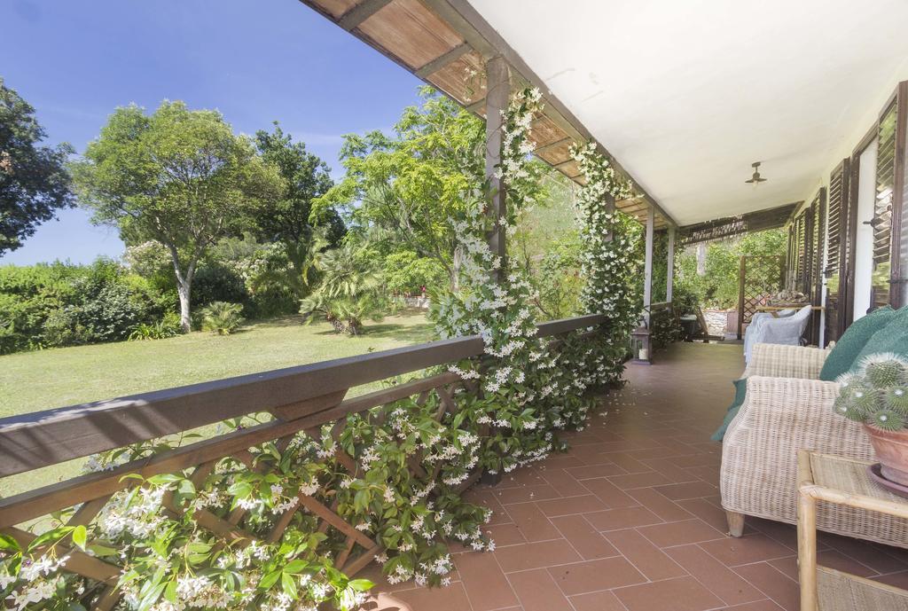 Villa Monserrato - Goelba Porto Azzurro Eksteriør bilde