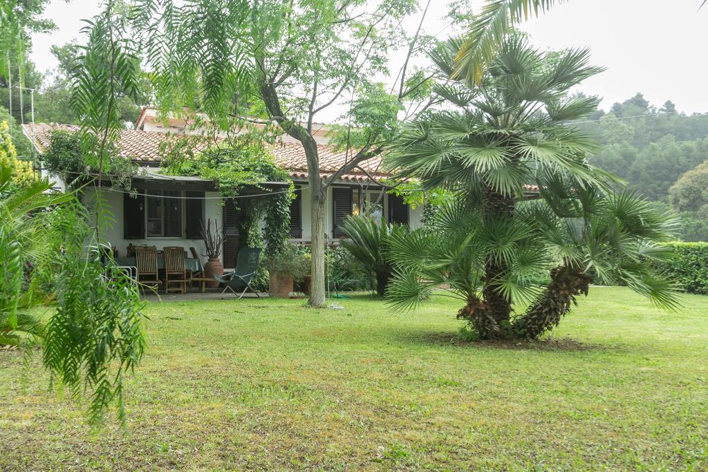 Villa Monserrato - Goelba Porto Azzurro Eksteriør bilde
